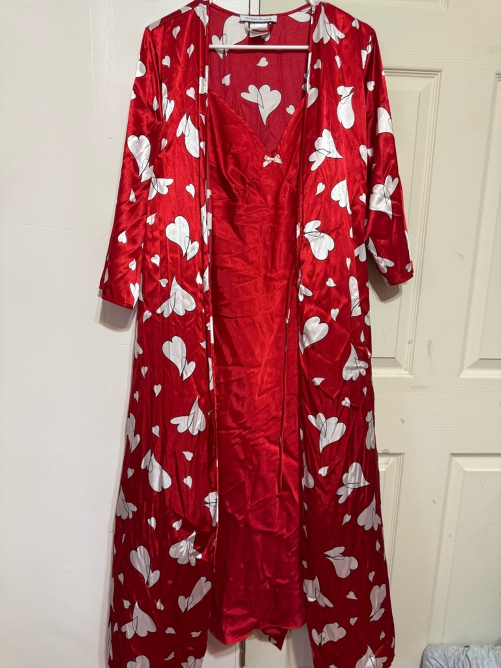 Intimo Red Satin Heart-Print Robe & Slip